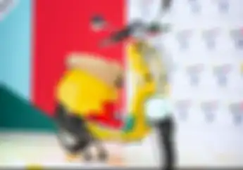 Warna-warni Banget, Motor Baru Vespa Edisi Sean Wotherspoon Akhirnya Meluncur, Segini Harganya