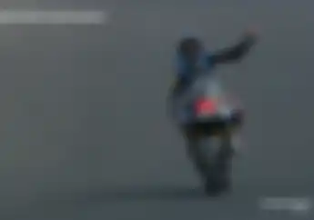 Hasil Moto2 Emilia Romagna 2020, Murid Valentino Rossi Ditikung, Pembalap Indonesia Andi Gilang Finis Urutan Segini