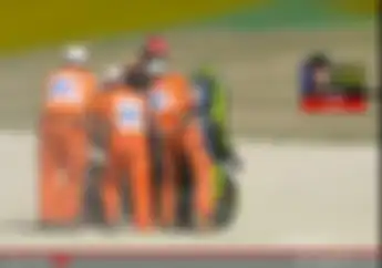 Breaking News! Baru Mulai Balapan Valentino Rossi dan Brad Binder Langsung Tersungkur