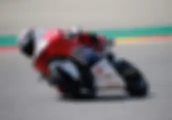 Pulih dari Cedera, Pembalap Indonesia Mario Suryo Aji Gasak Poin di CEV Moto3