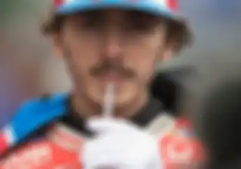 Bilang Kelakuan Murid Valentino Rossi Mirip Bocah, Pembalap Ini Langsung Berdamai Jelang MotoGP Aragon 2020