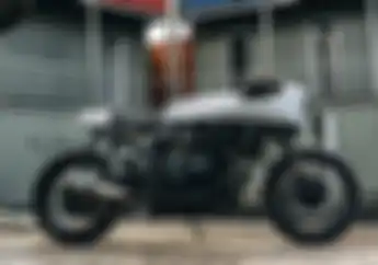 Yamaha Fazer 600 Cafe Racer, Bodi Kotak-kotak Inspirasinya Game Roblox