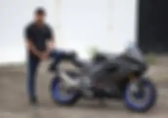 Yamaha R15 Modifikasi Ala Moge 600 Cc, Kekar Tapi Enggak Kedodoran