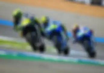 Valentino Rossi Kasih Hadiah Spesial Buat Joan Mir Usai Jadi Jawara MotoGP 2020, Isinya Bikin Penasaran