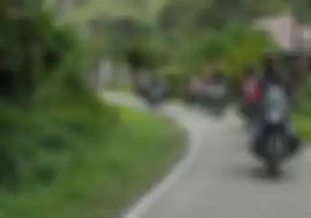 Keren Abis, Kumpul Ontahood Moto Adventure (KOMA) Nikmati Serunya H1storide Begins di Bukittinggi Sambil Baksos