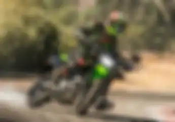 Wow! Kawasaki Luncurkan KLX 300 Terbaru, Langsung Intip Perubahannya