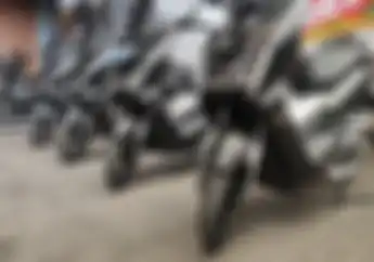 Pakai Motor Listrik Ternyata Praktis Banget, Kosmik Beberkan Buktinya