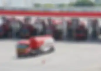 Emang Benar Isi Bensin Saat Truk Tangki Sedang Mengisi SPBU Gak Disarankan? Ini Kata Pertamina