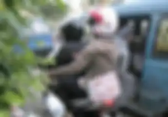 Street Manners:  Bikers Masih Buang Sampah di Jalan Siap-siap Nyetor Rp 12 Juta