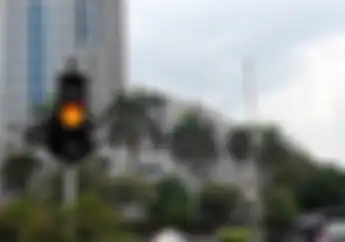 Street Manners: Ternyata Menerobos Lampu Merah Diperbolehkan Bro, Asalkan...