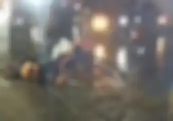 Brutal! Video Detik-detik Geng Motor Serang Pemotor, Honda BeAT Dibawa Kabur