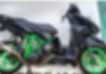 Modifikasi Digital Honda Vario Pakai Mesin Moge, Gokil Juga Idenya!