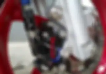 Masih Nekat Pakai Kaliper Rem Motor Palsu, Bahaya Maut Mengancam