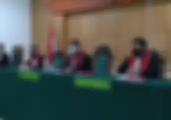 Merinding Hakim Ucapkan Bela Sungkawa Ketika Sidang Akan Dimulai