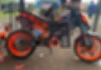 Wuih, KOSMIK Indonesia Turunkan Motor Listrik di Balapan Drag Bike