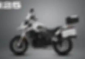 Motor Touring Mirip Kawasaki Versys 250 Bermesin 125cc Siap Meluncur!