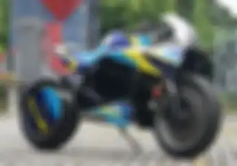 Bikin Penasaran, Apakah Motor Listrik Harus Memakai Ban Khusus?