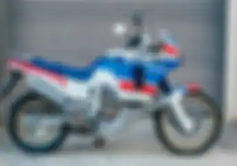 Motor Lawas Honda Africa Twin Dilelang, Puluhan Tahun Di Museum