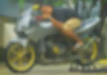 Kawasaki Ninja 150 R Jadi 2 Silinder 300 cc, Larinya Belum Maksimal