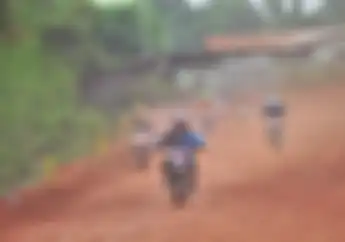 Sama-sama Pakai Motor Trail, Ini Bedanya Balap Motocross Dan Supercross