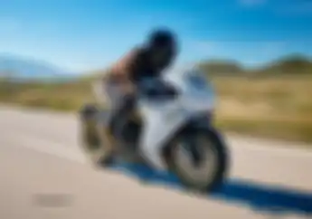 MV Agusta Superveloce 2021 Siap Meluncur, Harganya Bikin Penasaran