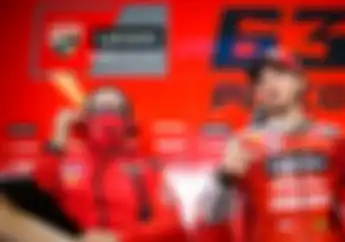 Murid Valentino Rossi Ledek Marc Marquez, Ogah Pakai Holeshot Device
