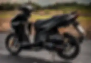 Modifikasi Honda Vario 150, Kelir Bodi Hitam, Fokus Ubahan Kaki-Kaki