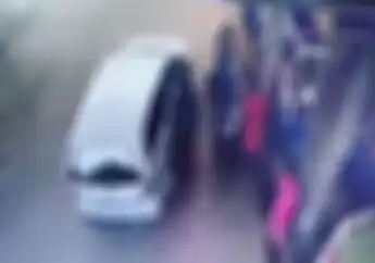 Viral Video Sopir Avanza Ancam Pemotor Pakai Pistol, Mengaku Polisi