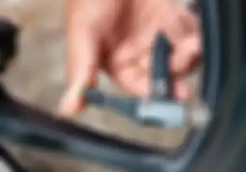 Inilah Beberapa Perbedaan Nitrogen dan Angin Biasa Untuk Mengisi Ban Motor