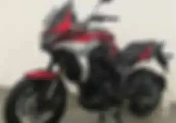 Motor Baru Zongshen Cyclone RX6 Gaya Adventure, Harga Bikin Penasaran