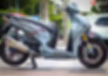 Super Hedon, Modifikasi Honda SH300i, Kaki Kekar Comot Part Moge