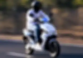 Aturan Baru, Pengendara Motor Listrik Harus Punya SIM Khusus