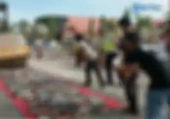 Duh, Video Detik-detik Pemusnahan Knalpot Racing, Suaranya Bikin Ngilu