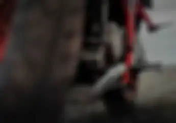Siapa Bilang Pencinta Roda Dua Cuek Soal Sampah? Motoflow Rangkum Aksi Trash Responsibly Mereka