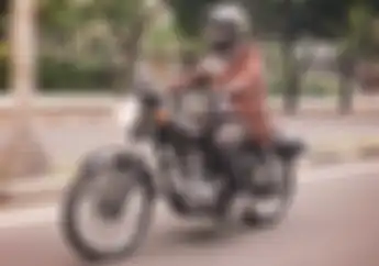 Jarang Kelihatan, Kawasaki W250 Rupanya Sport 250 Cc Nyaman Banget