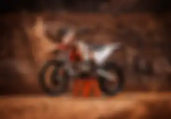 Wuih, KTM Rilis Motor Enduro 2-Tak Edisi Spesial, Begini Tampangnya