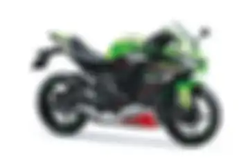 Motor Kawasaki Ninja ZX-25R Versi Baru Resmi Meluncur, Harga Naik?