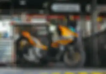 Modifikasi Honda ADV 150, Livery Mencolok, Pasok Aksesoris Berkelas