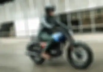 Meluncur Motor Baru Gaya Retro Klasik 125 cc, Harganya Segini