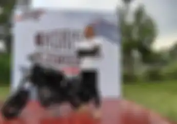 Saking Cintanya, Bikers Ini Koleksi XSR 155 Buat Harian dan Touring