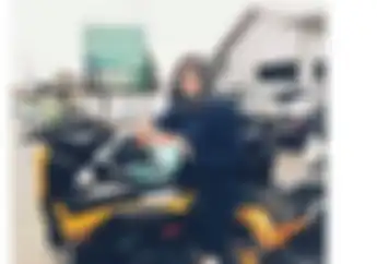Pemotor Nangis Buka Isi Garasi Rumah Jane Salimar Ternyata Isinya Mengejutkan
