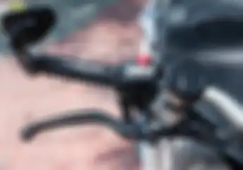 Motor Pakai Spion Bar End Kena Tilang Polisi, Ini Dasar Aturannya