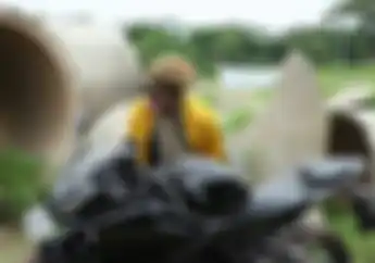 Pedangdut Neneng Anjarwati Sering Posting Pakai Motor Sport Ini, Terungkap Alasan Di Baliknya
