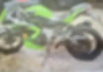 Motor Bekas Kawasaki Ninja 250SL Dilelang Murah, Surat-surat Komplit