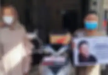 Viral Video Kakek Gowes 15 Km Untuk Vaksin, Artis Ivan Gunawan Hadiahi Honda BeAT