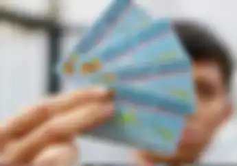 Masukkan Nomor KTP dan Kode Verifikasi, Bantuan Rp 1,2 Juta Langsung Masuk Kantong Sampai Bulan Depan