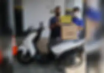 Gokil Beli Tunai Yamaha Lexi Pakai Uang Recehan, Hasil Menabung Dua Tahun