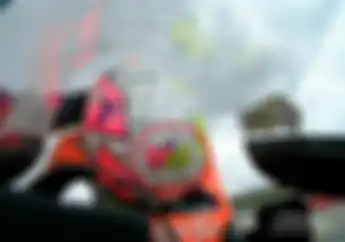 Ada Inisial MM Di Helm, Aleix Espargaro Diam-diam Fans Marc Marquez?