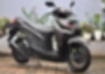 Honda Vario 150 Gak Mati Warna Gelap, Modifikasi Fokus Detail Bikin Melotot
