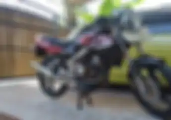 Grup Kawasaki Ninja R 150 Langsung Gempar, Harga Motor 2-Tak Ini Bikin Melongo